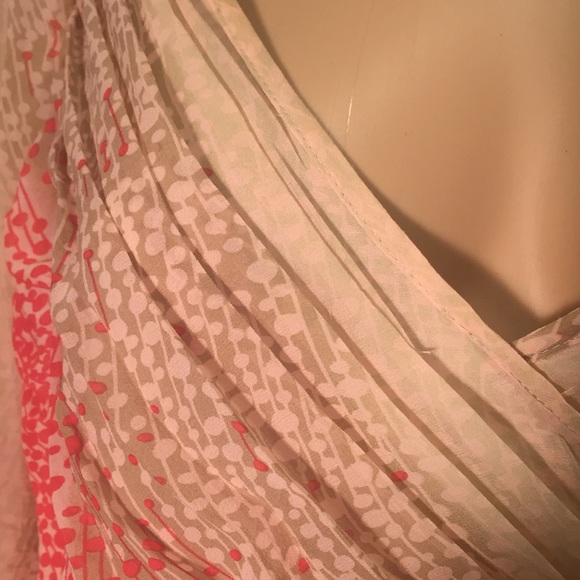 100% Silk Mia Via Top - Picture 2 of 4